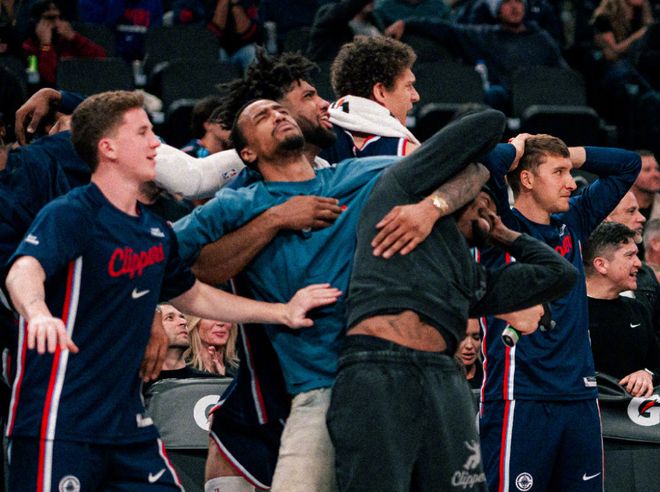 伦纳德爆发率队狂胜雄鹿 快船稳居西部第八