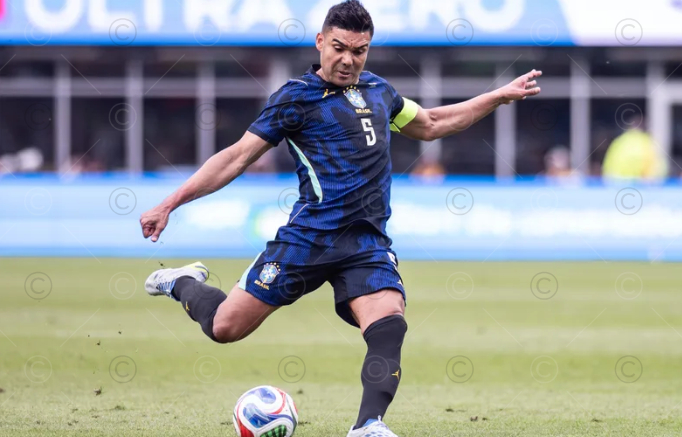 曼联今夏送走卡塞米罗 中场重建启动新蓝图