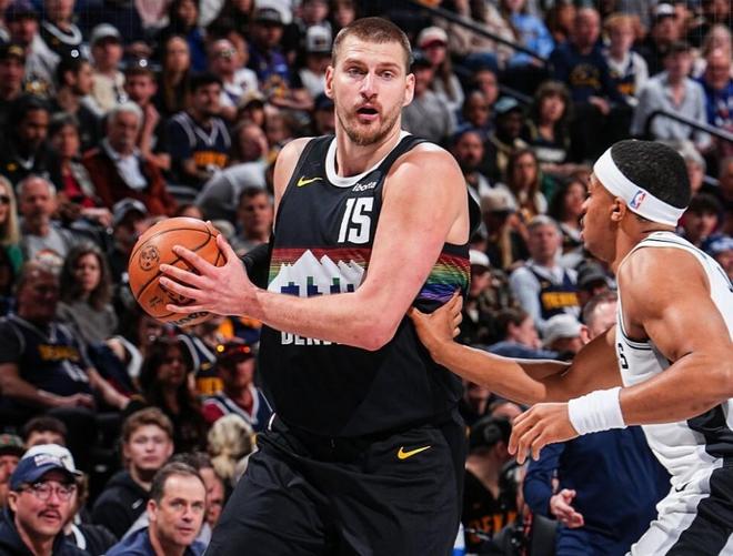 掘金加时险胜马刺终结对手11连胜