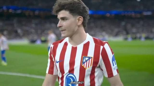 阿尔瓦雷斯27球32助攻，亨利盛赞其全能中锋实力