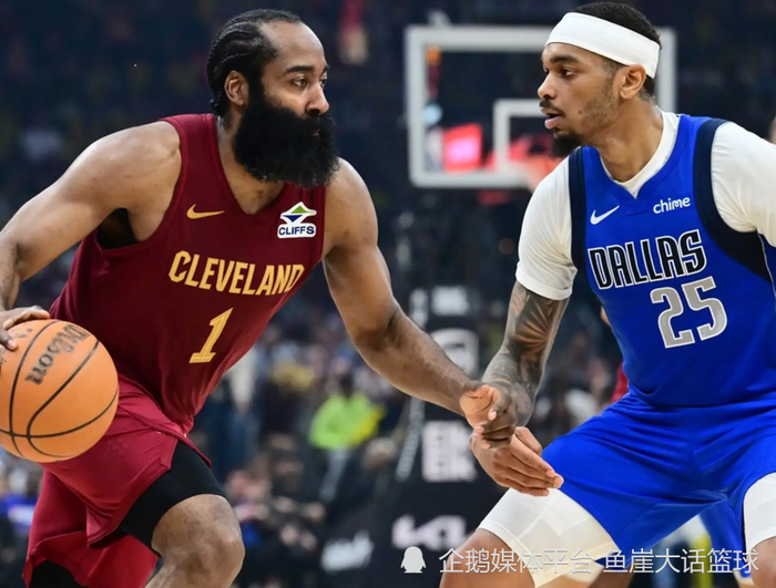 雷霆8连胜登顶西部 森林狼失误22次惨败