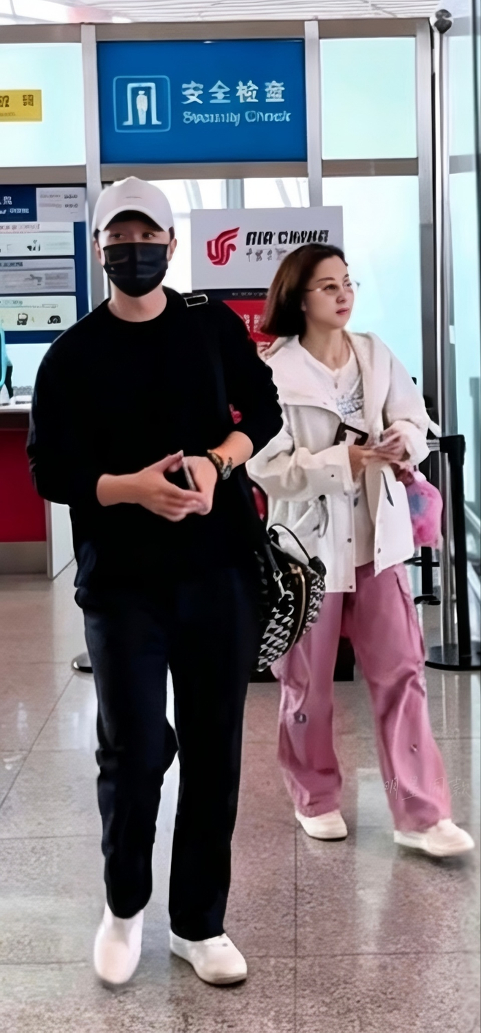 国乒男团小组赛两连败后调整战术，淘汰赛能否